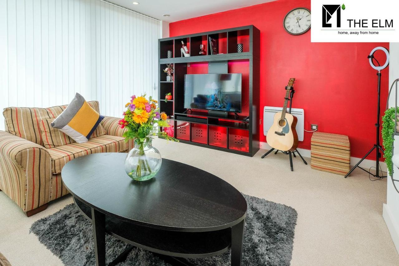 The Elm Serviced & Flat 45 Apartment