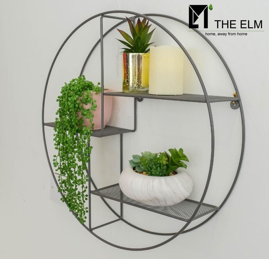 The Elm Serviced & Flat 45 *
